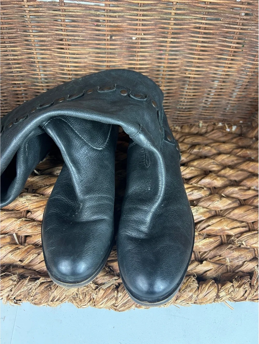 Nine-west vintage Black leather mid-calf boots with side studs